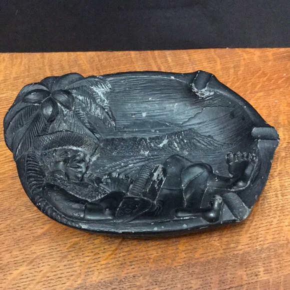 Hawaii Ashtray Mid Century Volcanic Ash - Picture 3 of 6